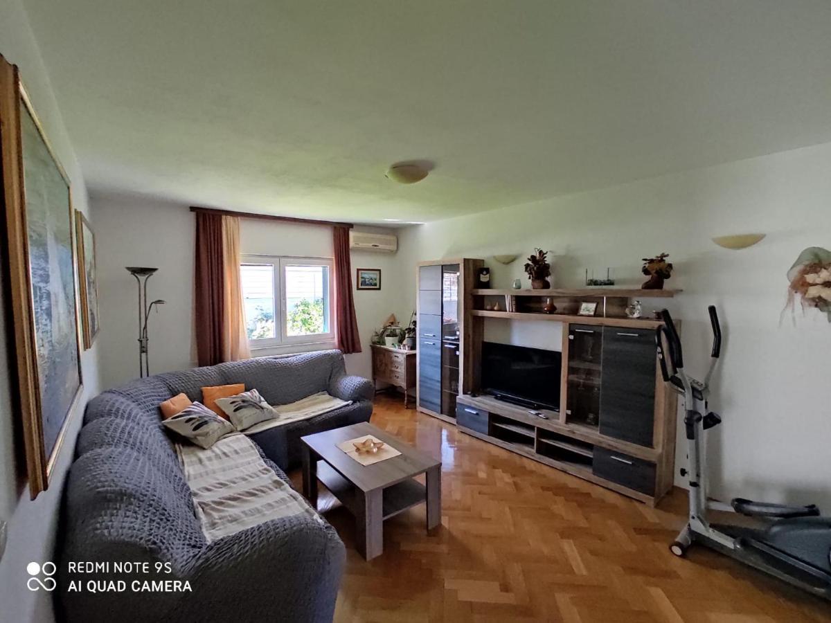 Apartmani Jole Trogir Ngoại thất bức ảnh