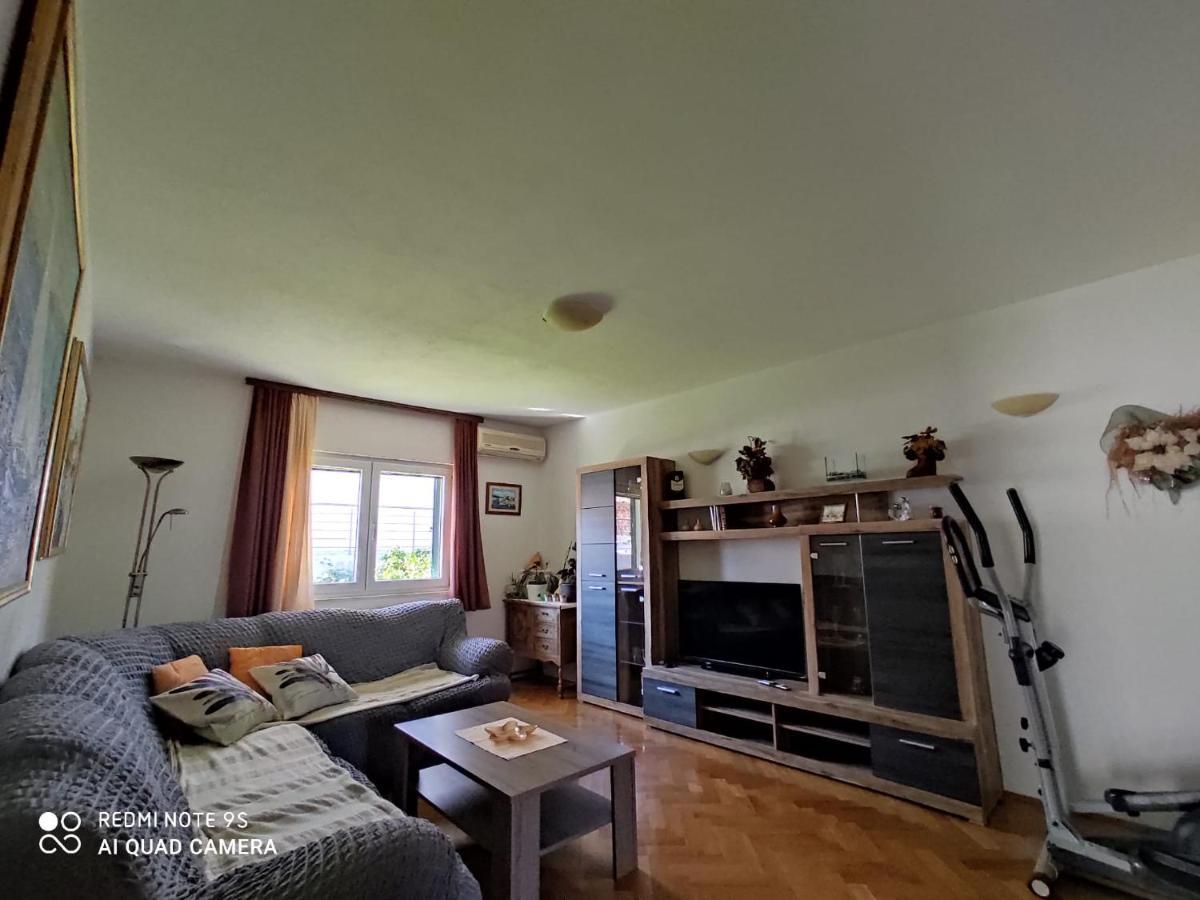 Apartmani Jole Trogir Ngoại thất bức ảnh